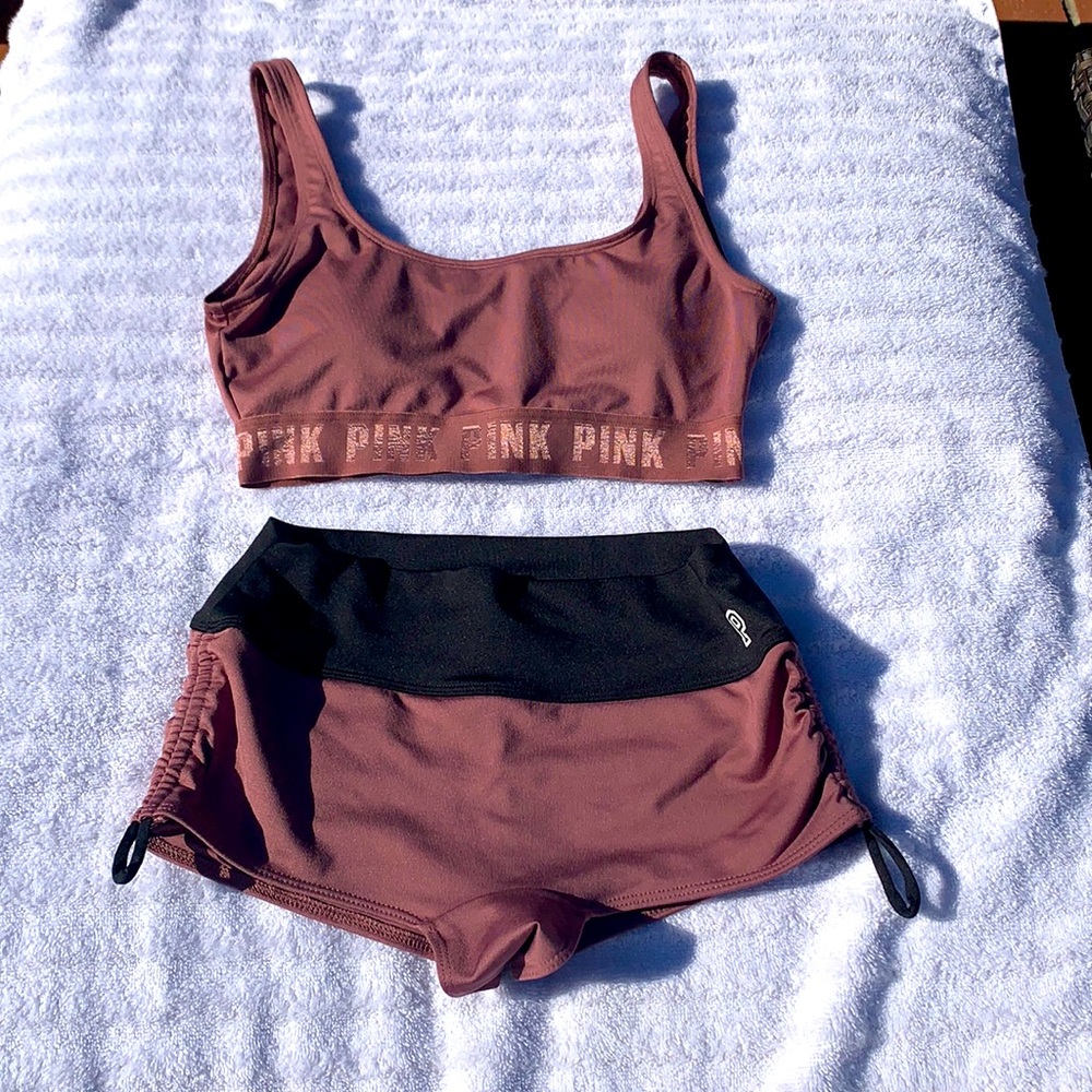 Pink Victoria’s Secret Ultimate matching top and bottom, exercise XS